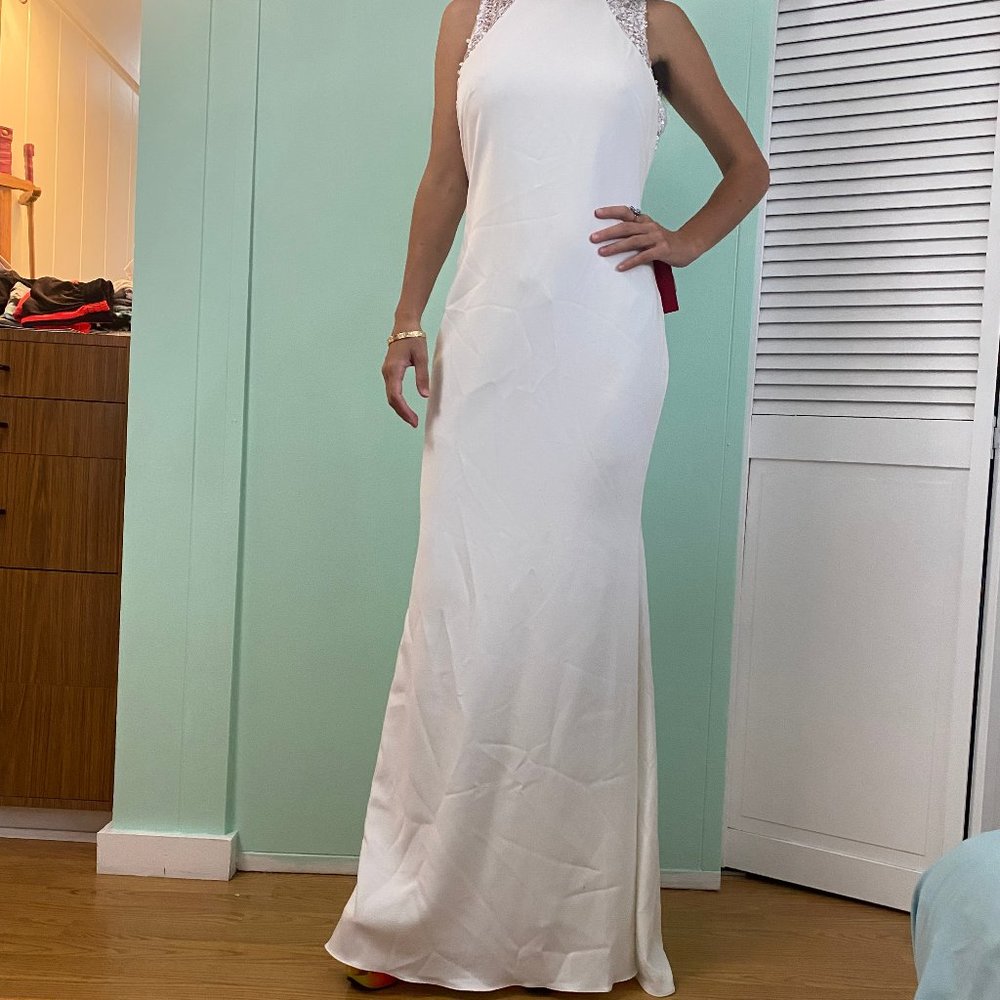NWT Size 6 Carmen Marc Valvo Infusion white with gold sequins prom dress